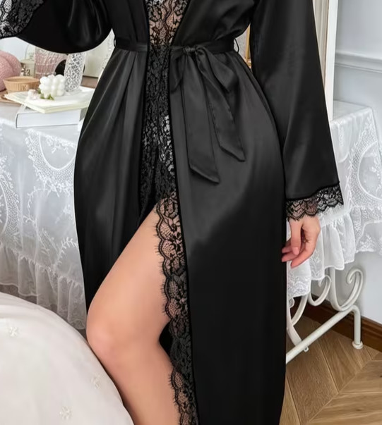 New Elegant Sexy Black Satin Long Sleeve Lace Accent Robe 4X NEW