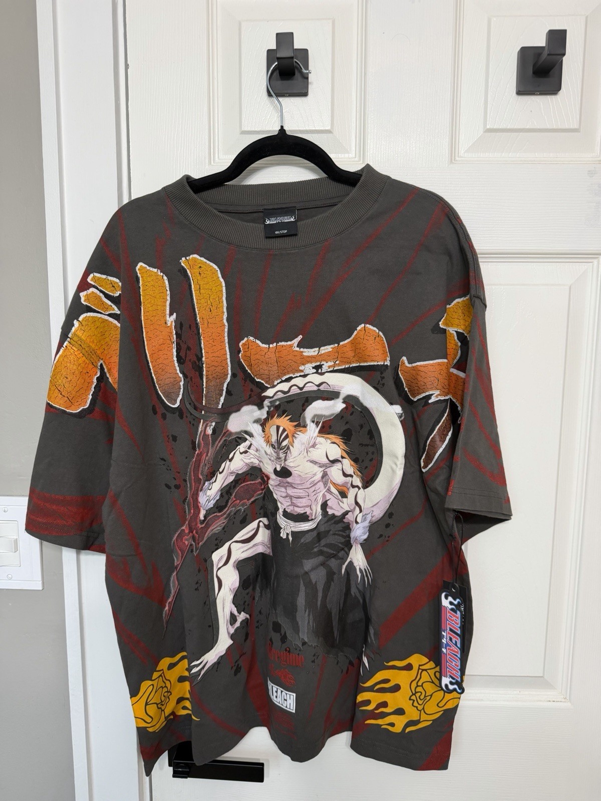 Civil Regime x Bleach Hollow Ichigo Shirt – Size M