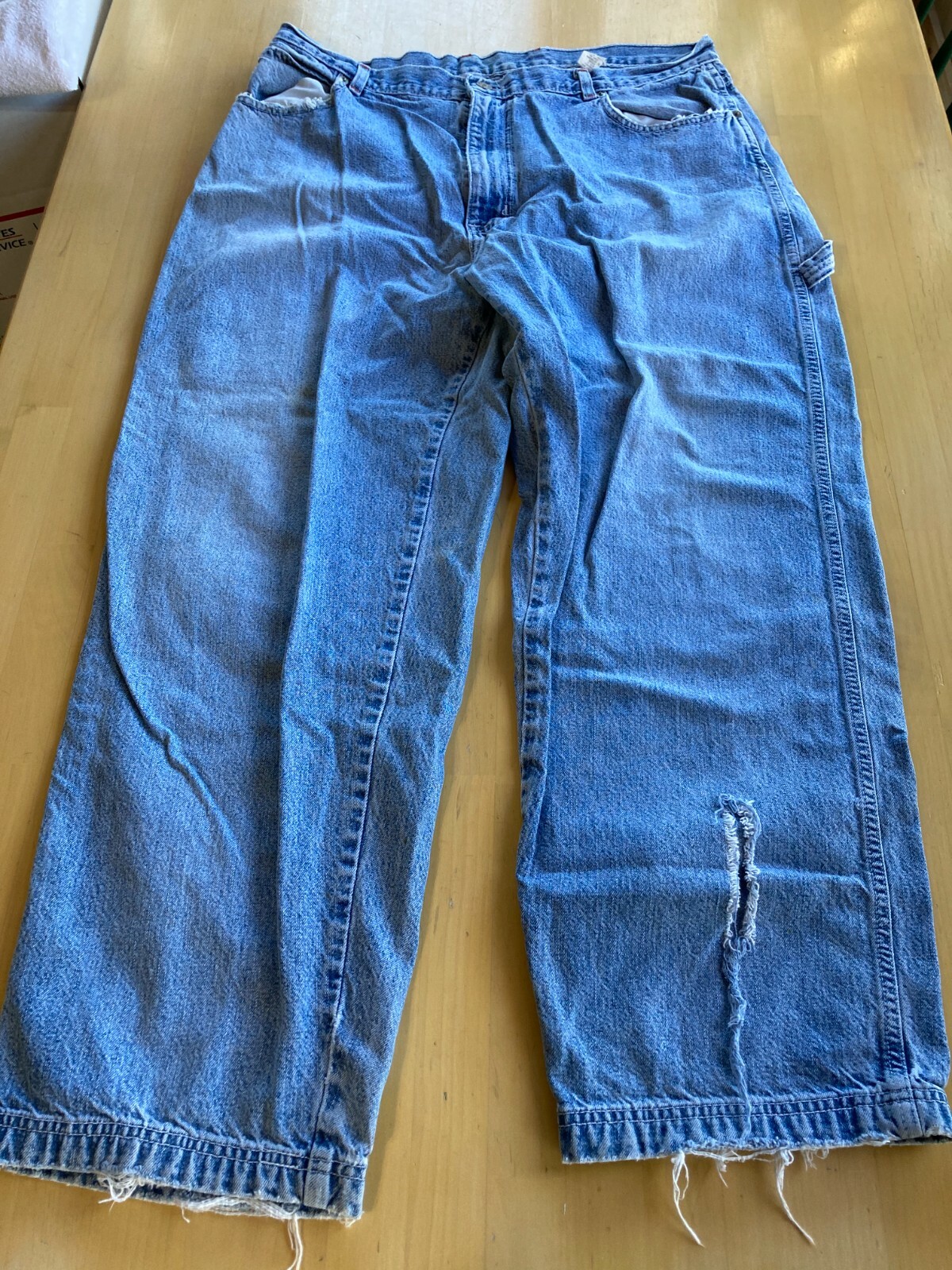 Faded Glory Men’s Relaxed Fit Blue Jeans, 38 Waist x 30 Length, 28” Inseam,12174