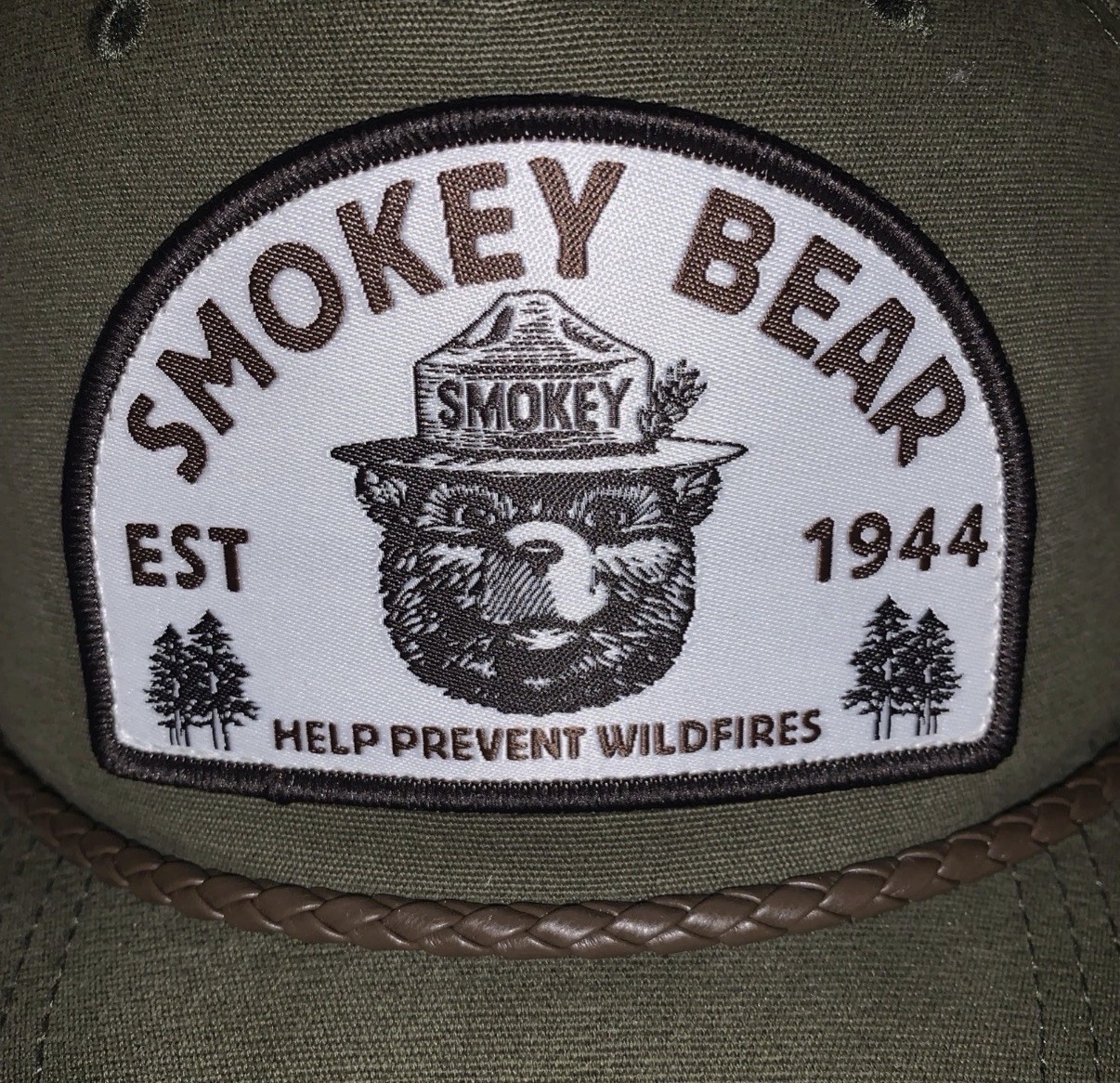 SMOKEY THE BEAR Official SnapBack Patch Hat Cap Rope Design Army Green NWT
