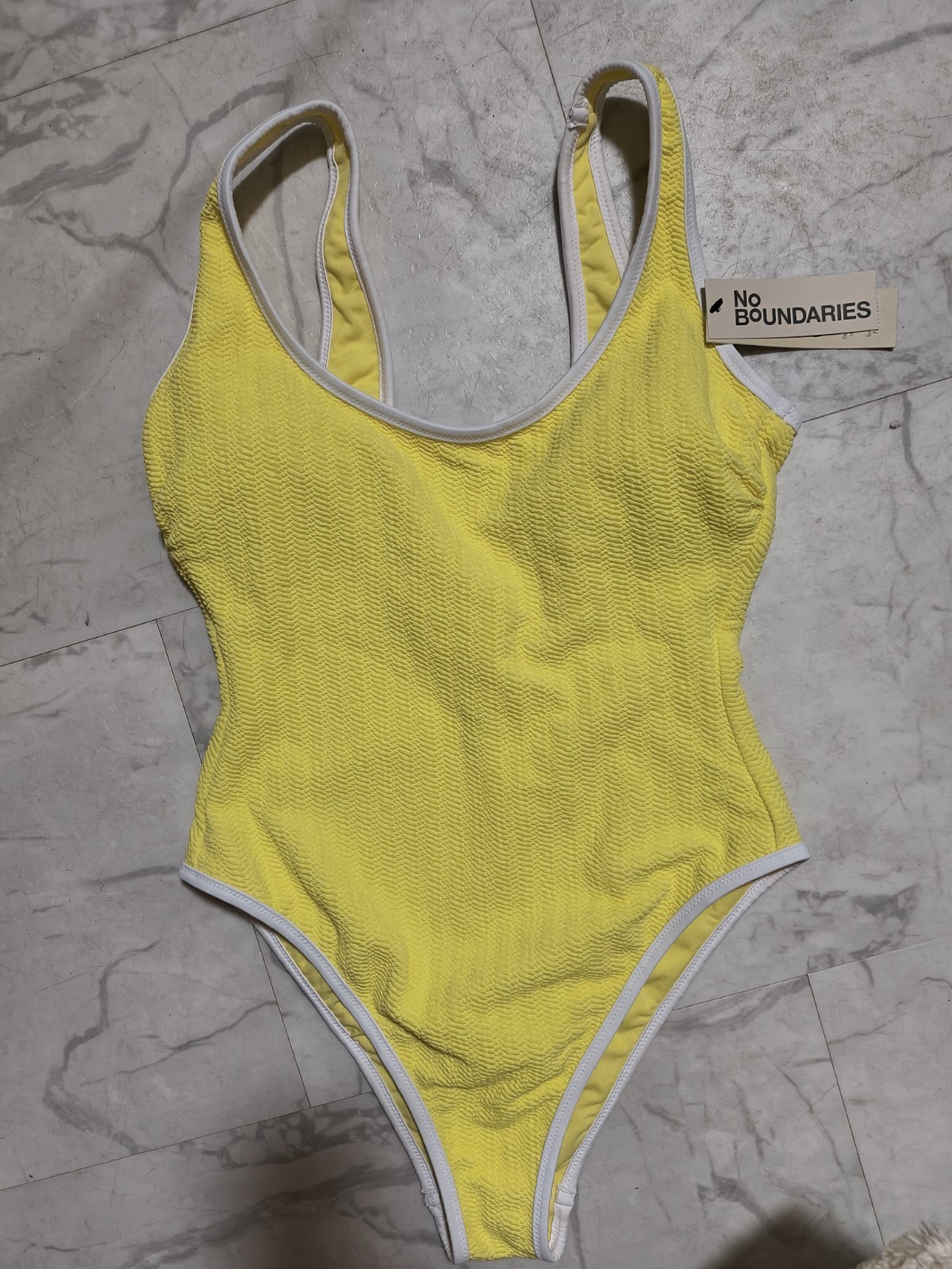 No Boundaries Women’s Yellow Textured Lined One-Piece Swimsuit M B White