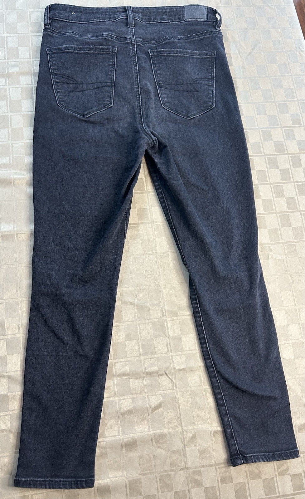American Eagle | W10 Short | Black | Next Level Stretch Distressed Jeans