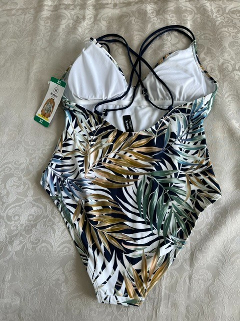 Hurley Women’s One-Piece UPF 50+ 4Way Stretch Tropical Leaves Swimsuit, Size XL