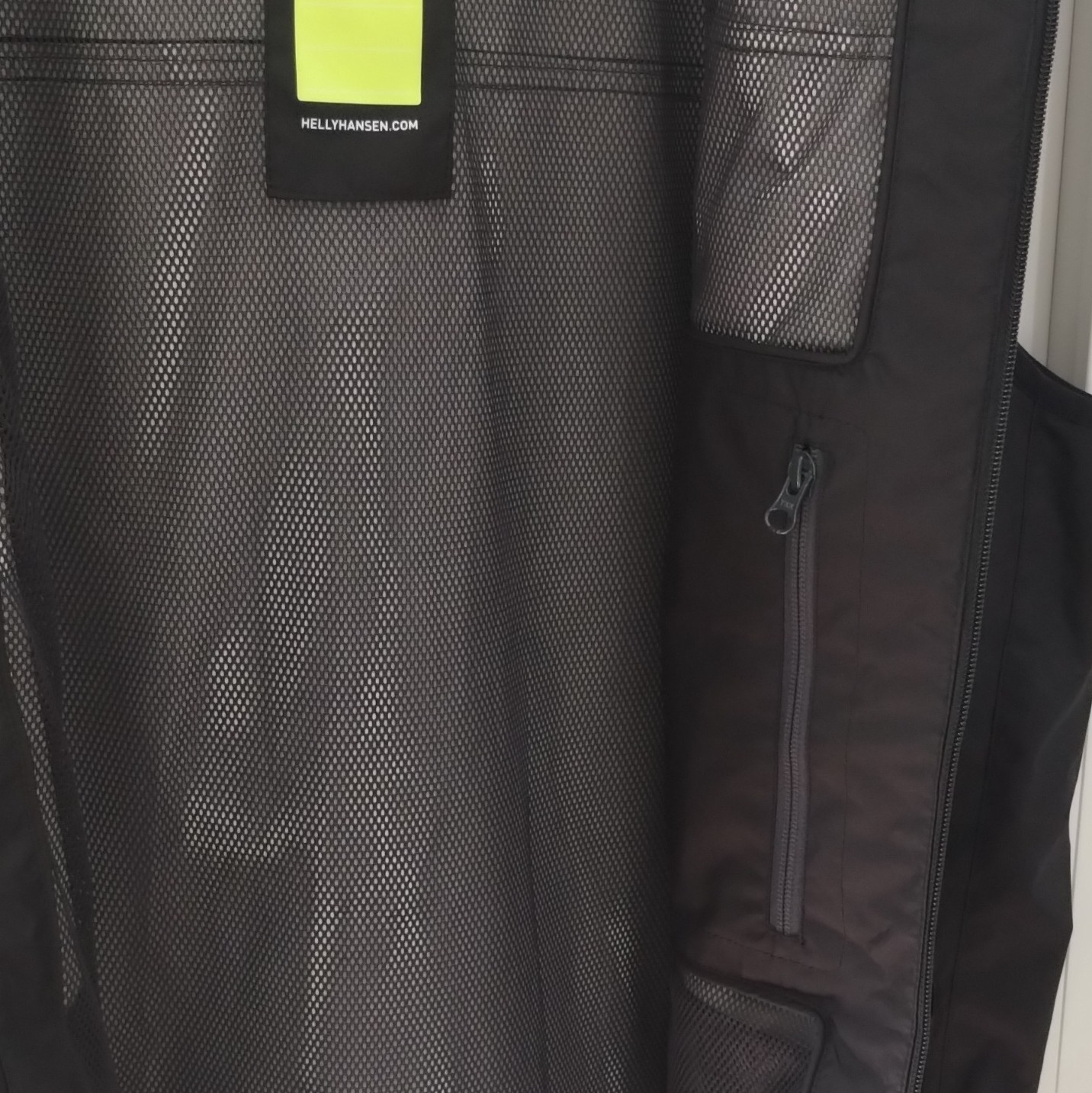 Helly Hansen Men’s Black Full Zip Vest w/ Zipped Pockets Stand-Up Collar XXL