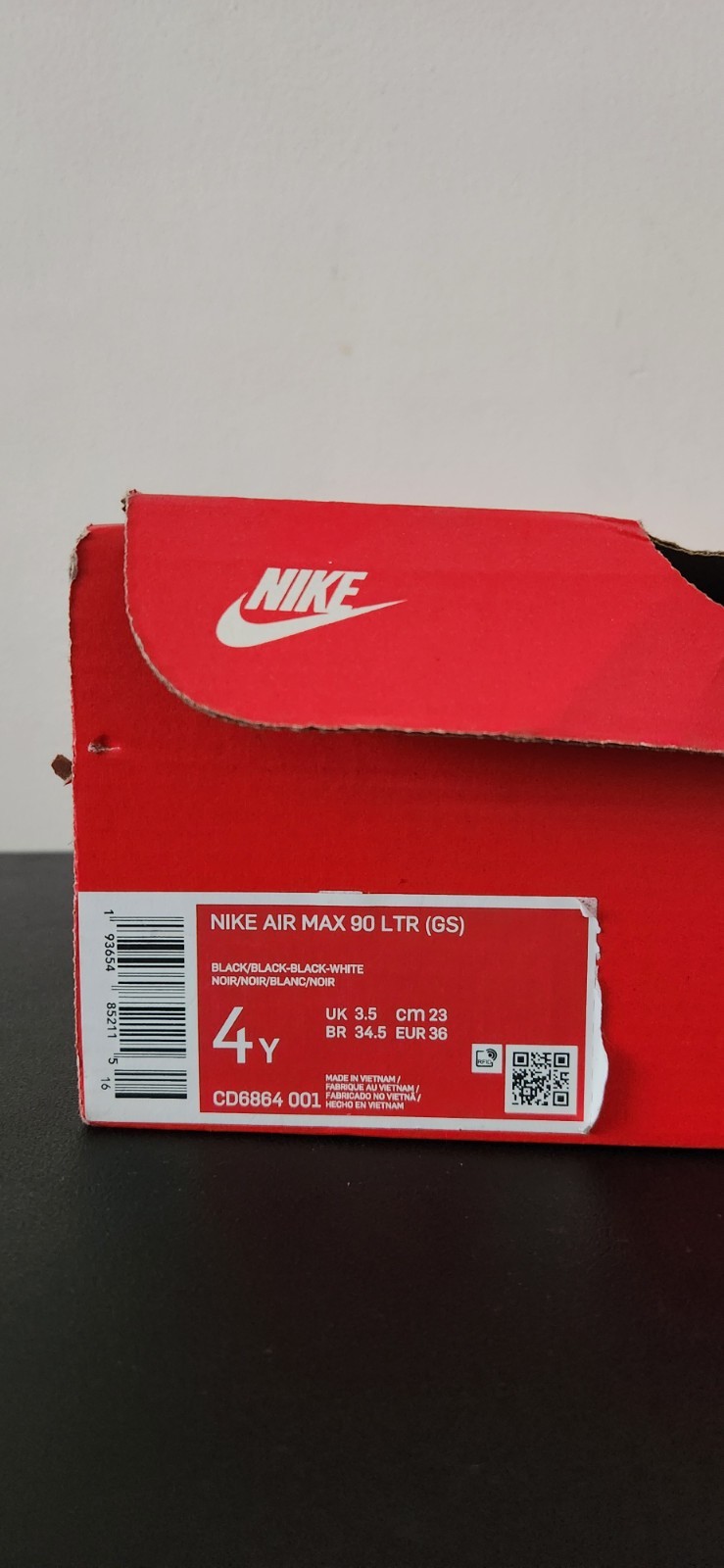 Youth Nike Air Max 90 LTR (GS) Triple Black Sneakers (Size: 4Y)