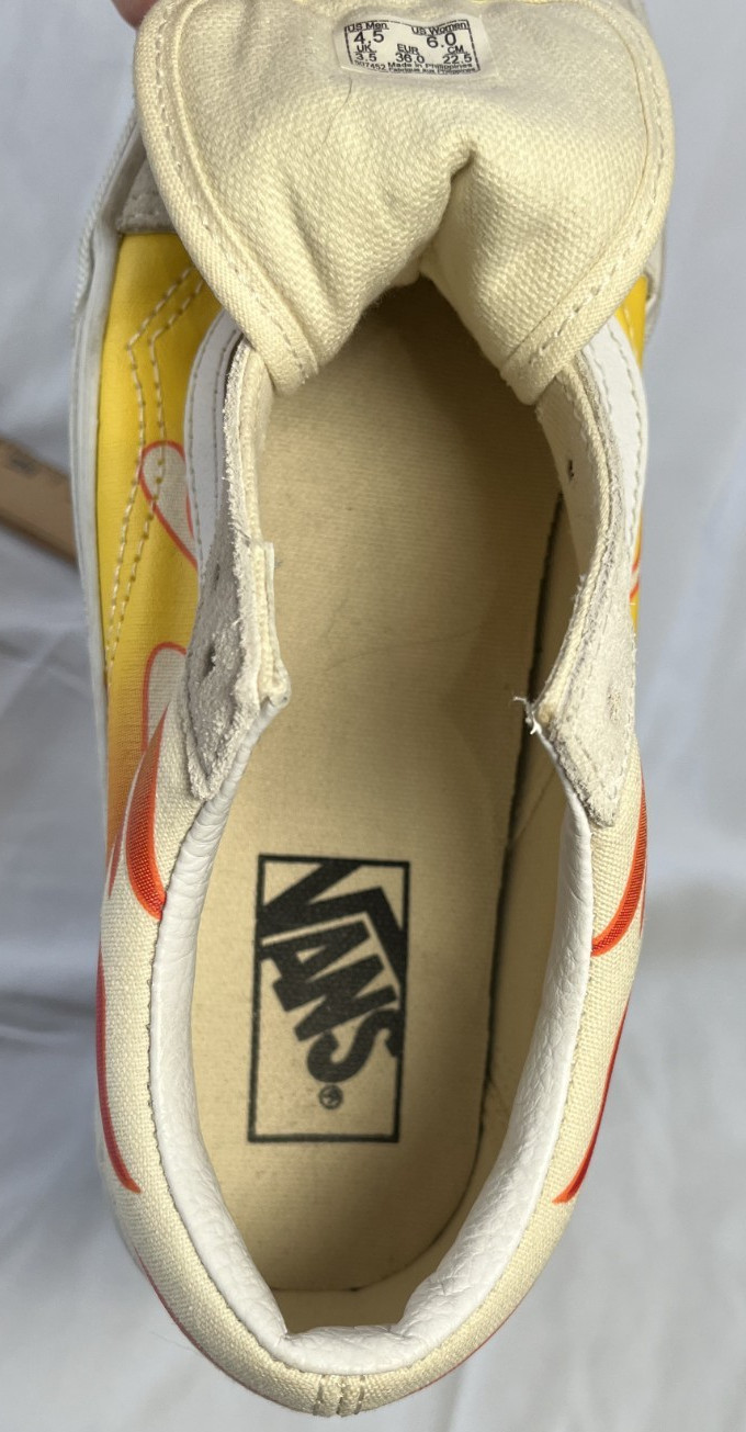 Vans Old Skool Low White Suede Orange Flame Men’s Size 4.5/Women’s 6