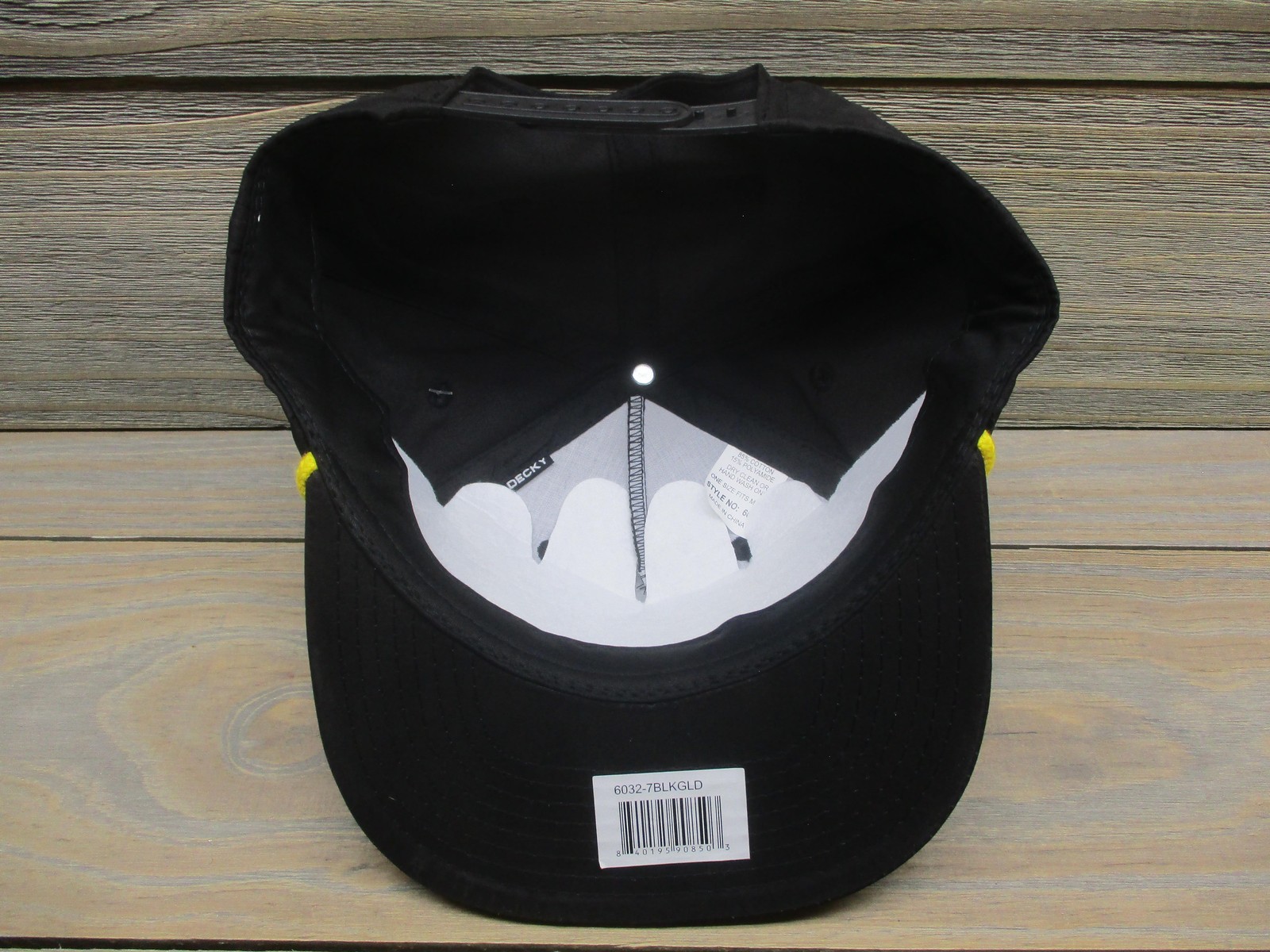 Decky Hat Cap Snap Back One Size Black Yellow Rope Water Repellent UPF 50+ Mens