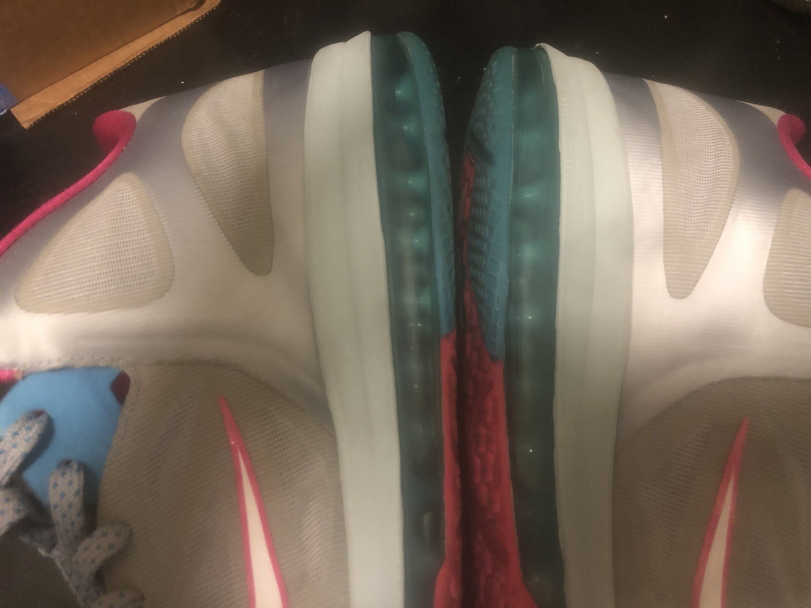 2012 Lebron 9 Low Fire Berry Men’s Size 13