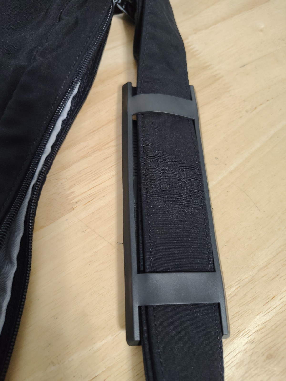 AmeriBag Healthy Back Bag Black Nylon Sling Backpack Shoulder Bag Medium B75