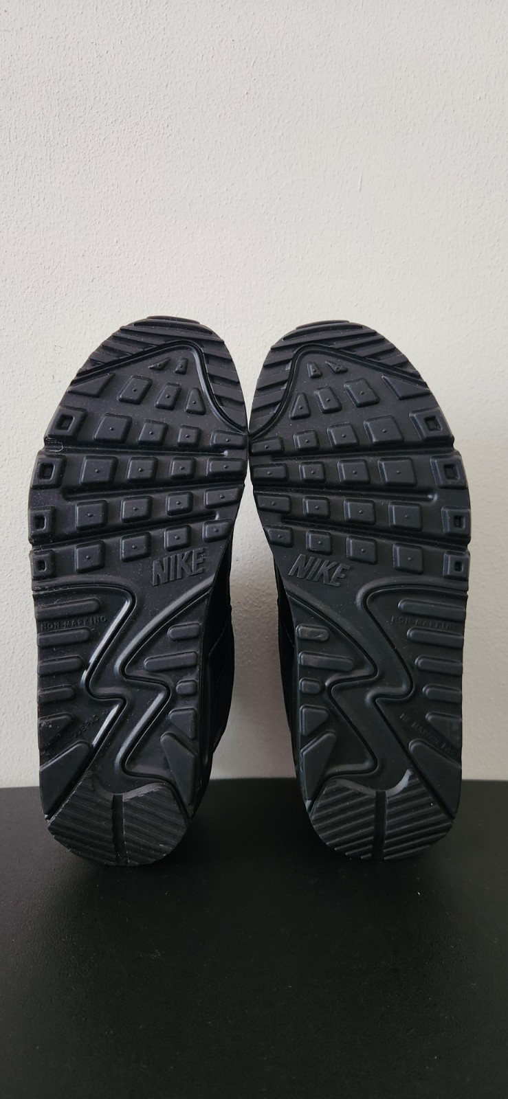 Youth Nike Air Max 90 LTR (GS) Triple Black Sneakers (Size: 4Y)