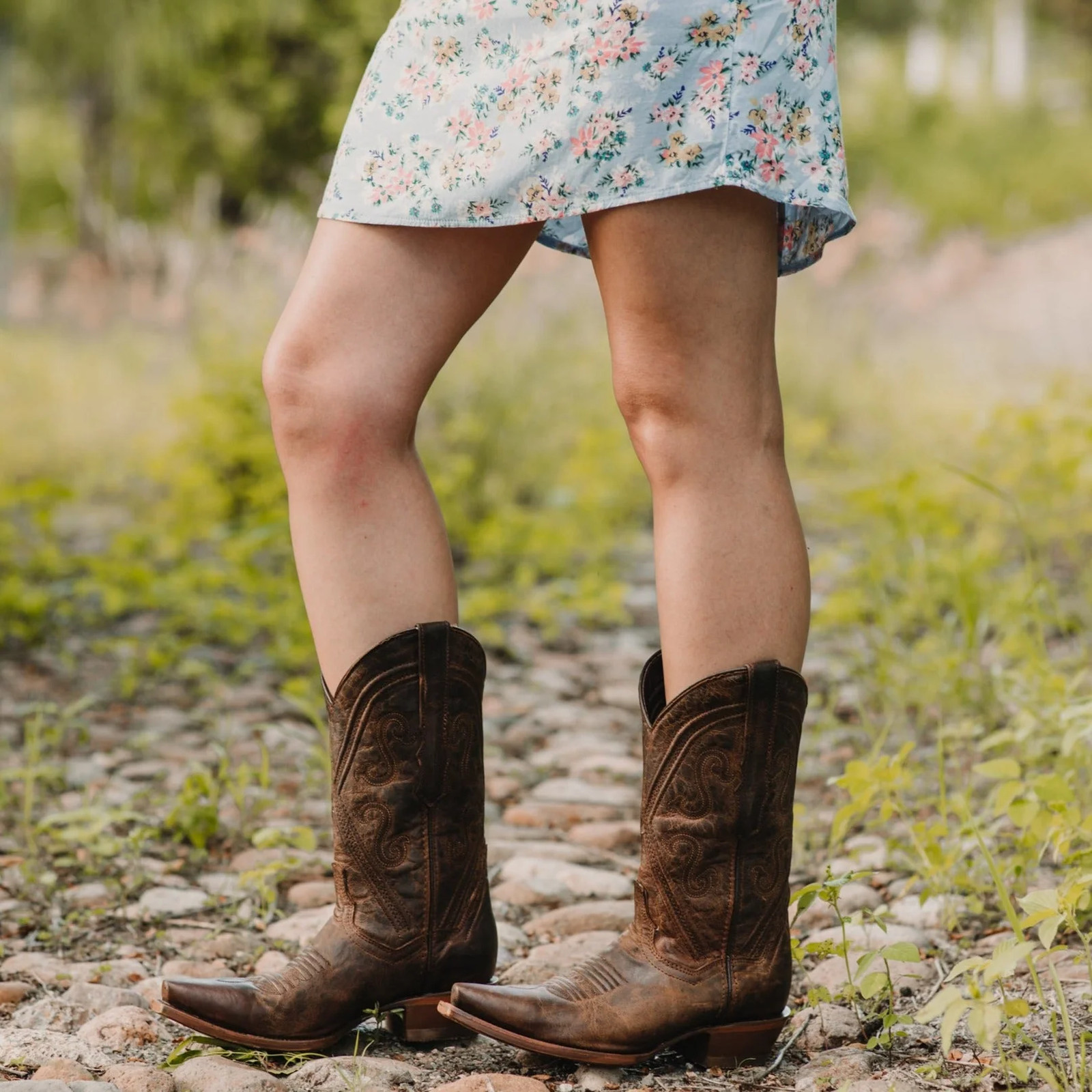 Cheyenne Cowgirl Boots | Women’s Snipped Toe Leather Boots (M50041)