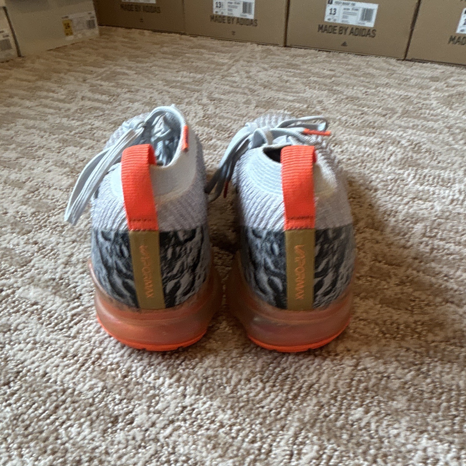 Nike Air VaporMax Men Gray/Orange/Black Speckled Lace Up Low Top Sneakers