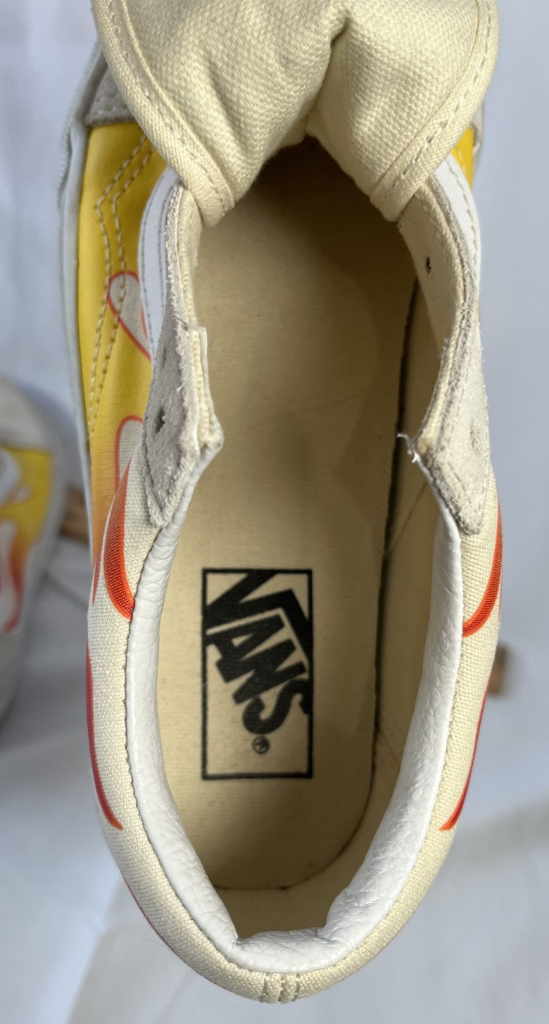 Vans Old Skool Low White Suede Orange Flame Men’s Size 4.5/Women’s 6