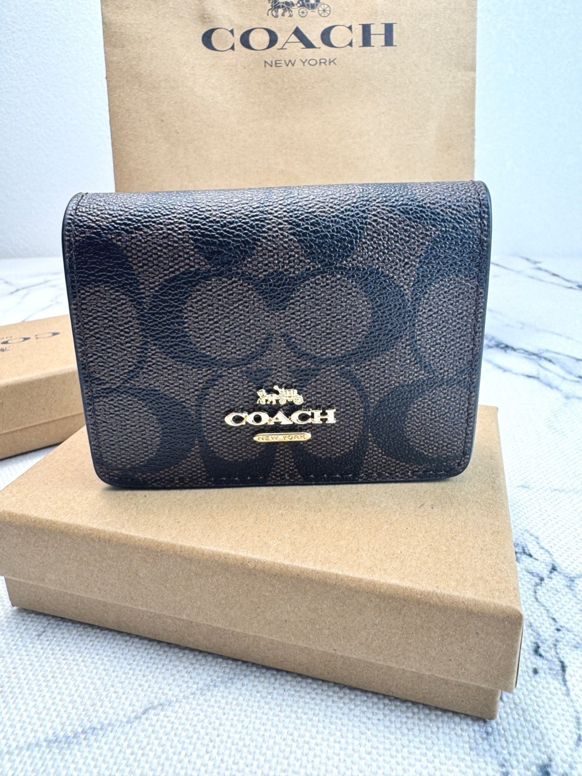 NWT Coach Mini Wallet On A Chain Signature Canvas With Charms CZ278 With Box