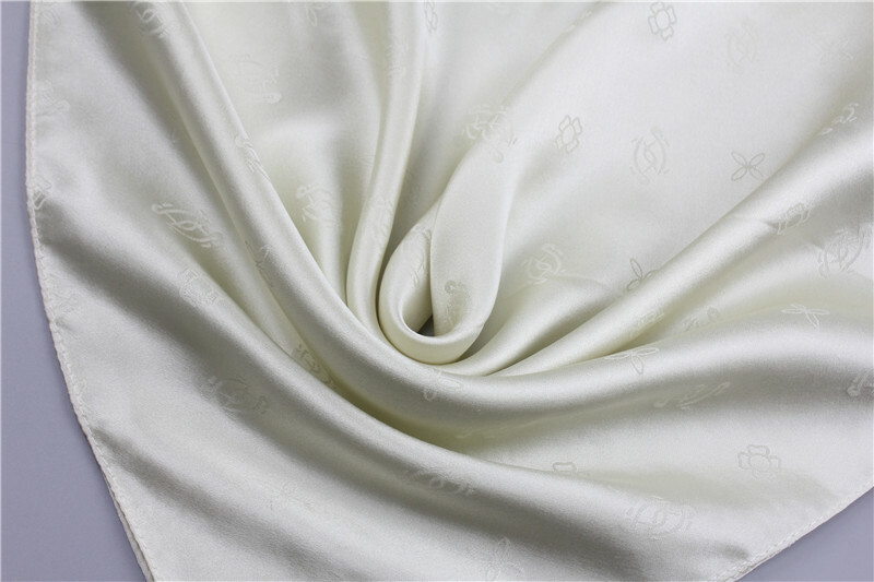 100% Mulberry Silk CARPISA Square Scarf/Bandana/Neckerchief 55x55cm