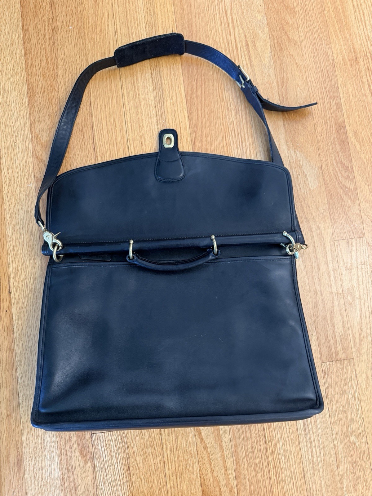 Vintage Coach Black Leather Beekman Briefcase 5266 USA – complete with Strap