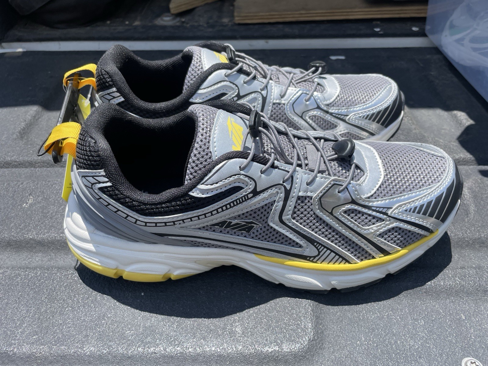 Avia Bungies Yellow Silver Running Trainer Shoes Men’s Sz 10.5