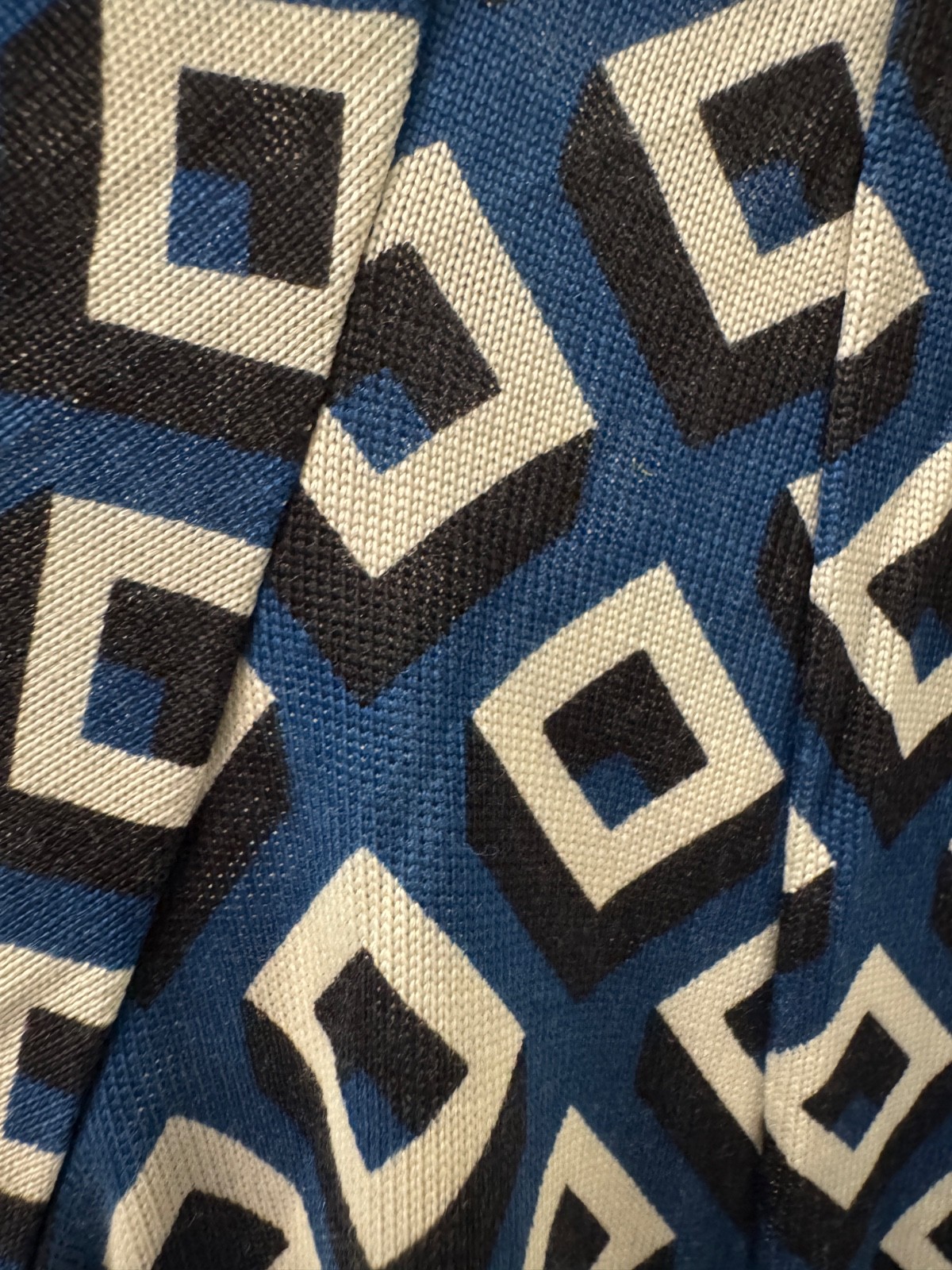 Diane von furstenberg wrap dress, size 2, 100% silk