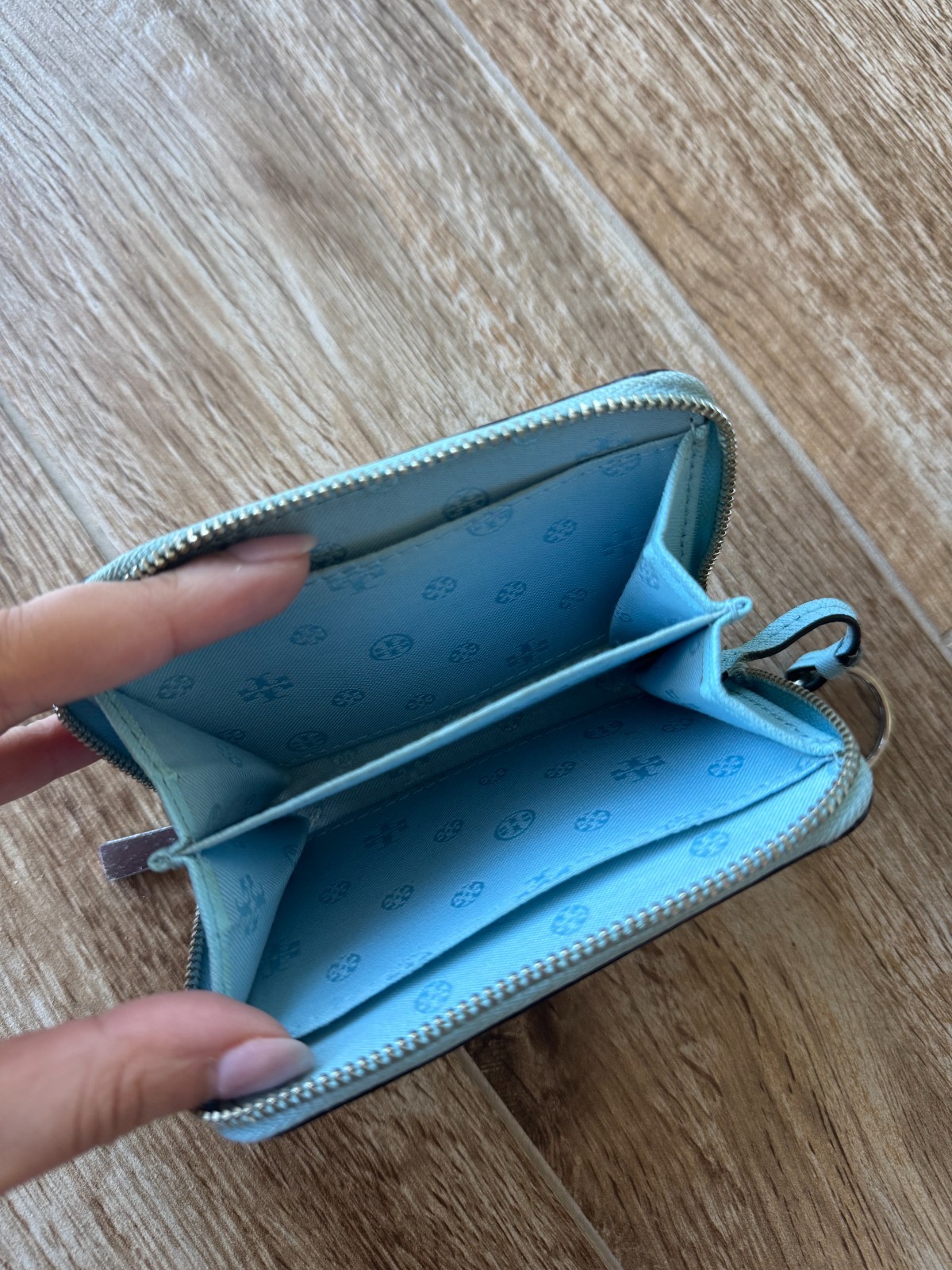 Tory Burch Light Blu Saffiano Leather Zip Around Coin Purse Card Holder
