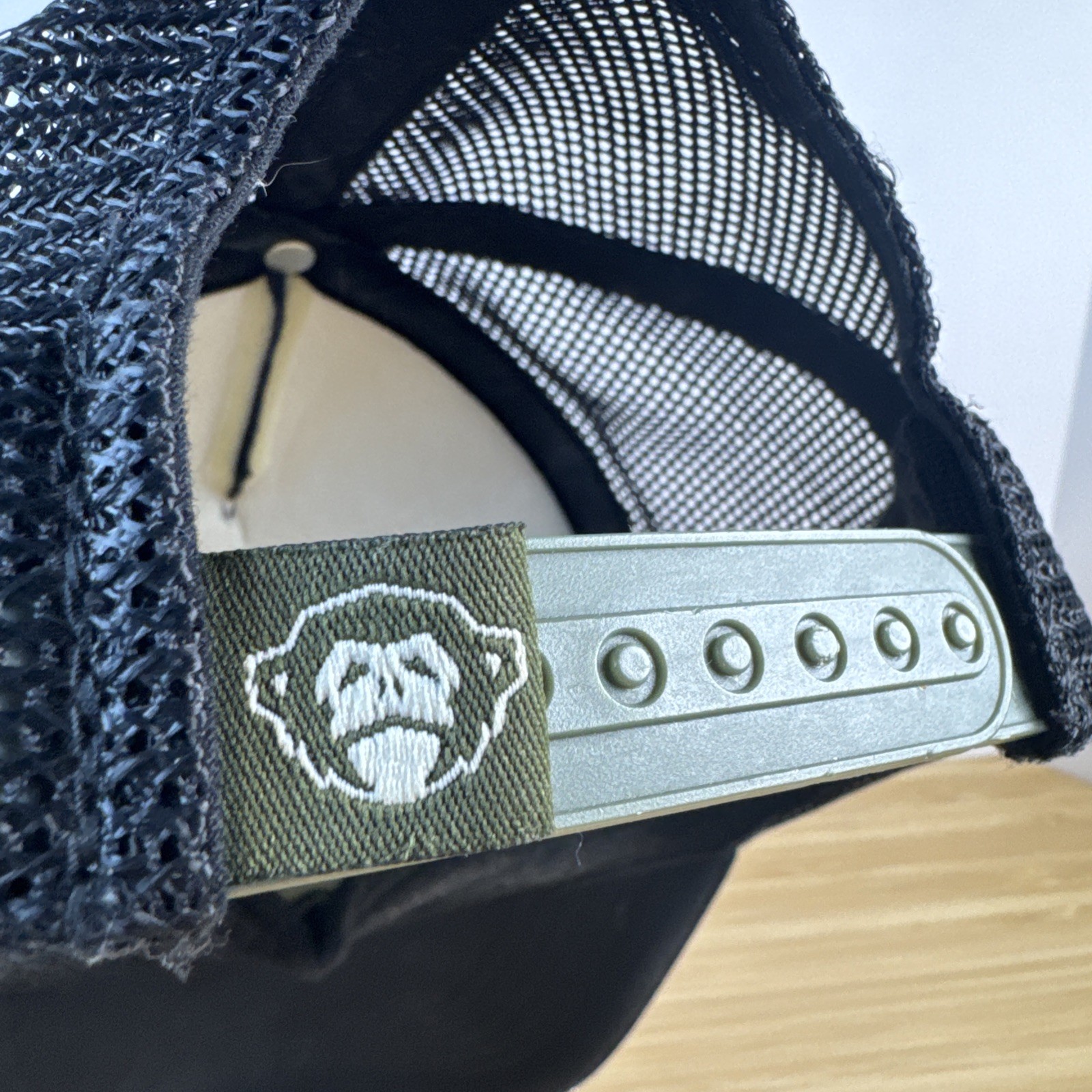 Howler Bros Mesh Foam Polyester SnapBack Hat Heed The Call Black Trucker Cap