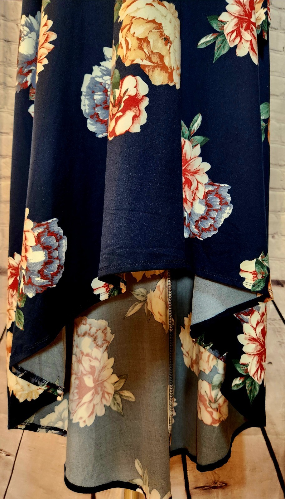 Fortune & Ivy Irene Floral Maxi Dress (Size 2XL)