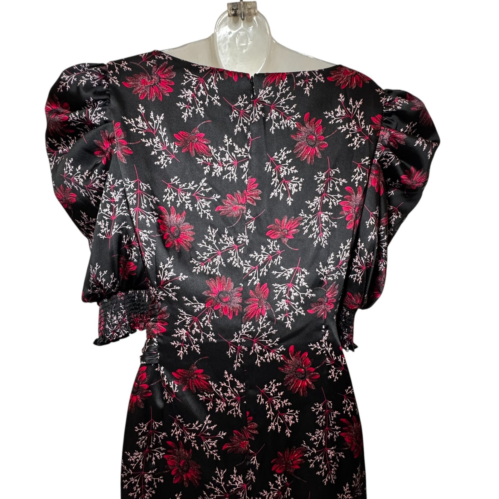 Cinq A Sept Tumbled Daisy Kacy Wrap Dress Raspberry Size 4 Puff Sleeve $425