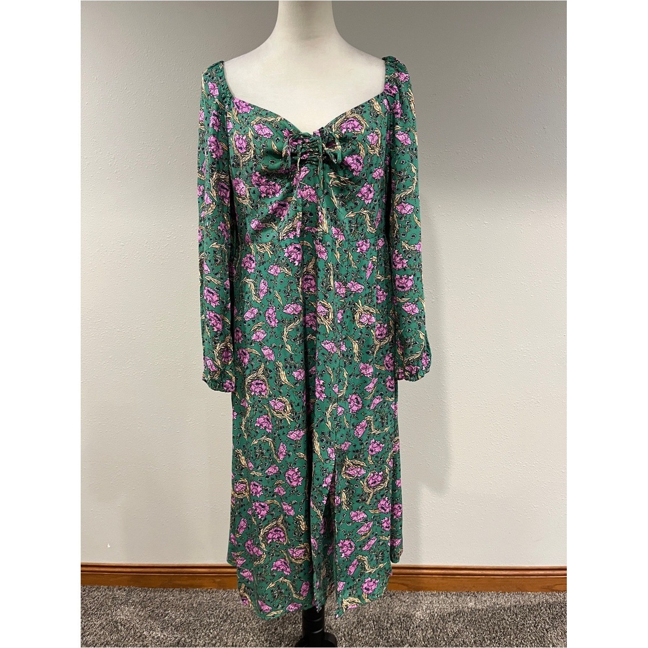 Clearance! SHEIN Green Floral long sleeve Maxi Dress