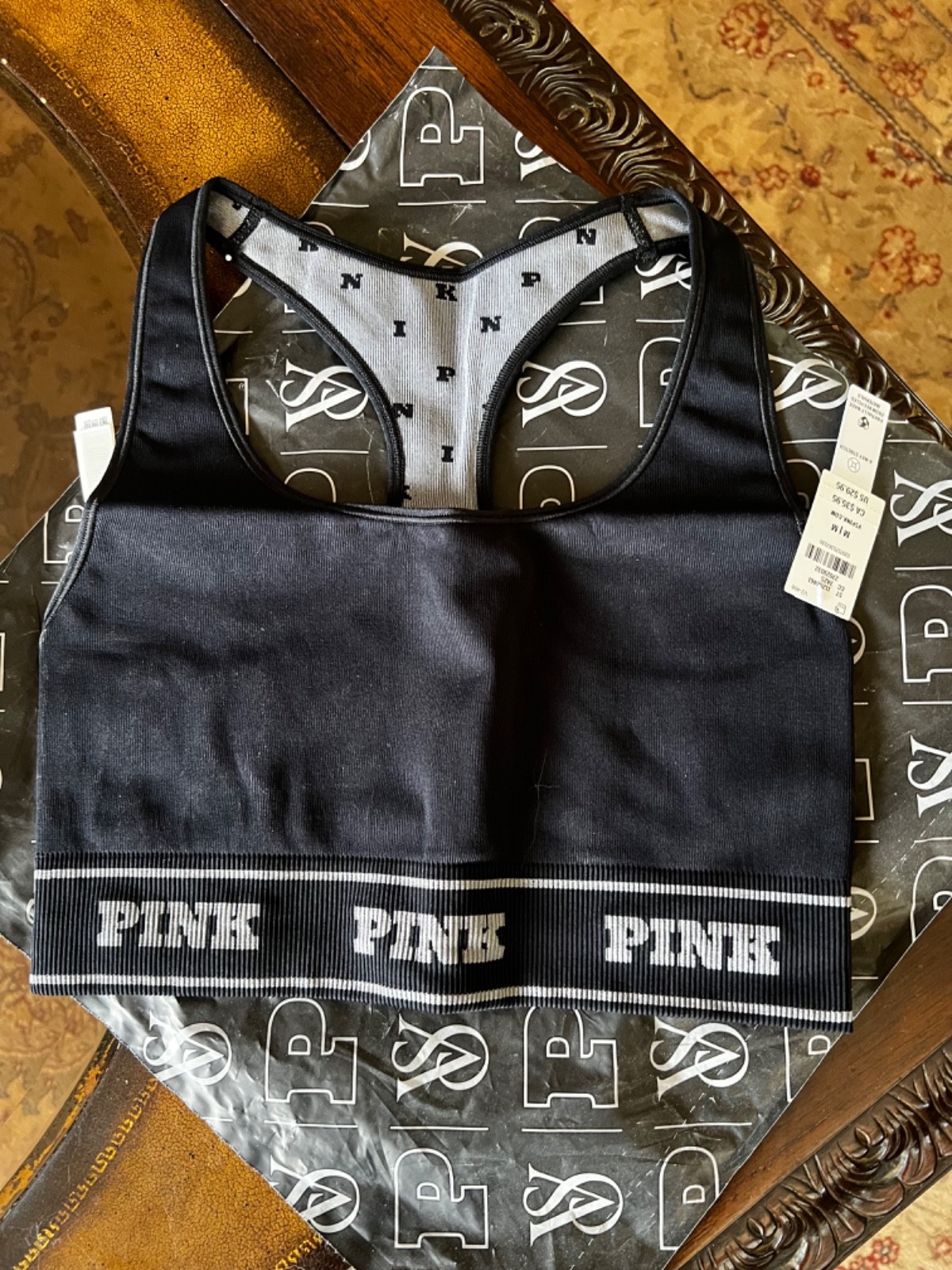 Victorias Secret Seamless Reversible Sports Bra size M Brand New w/tags