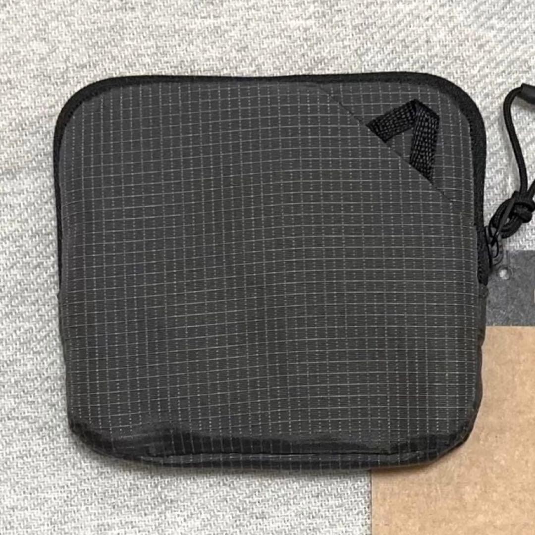 The North Face Hazy Wallet NM82460 Size 9×9.5cm Graphite Grey Japan New