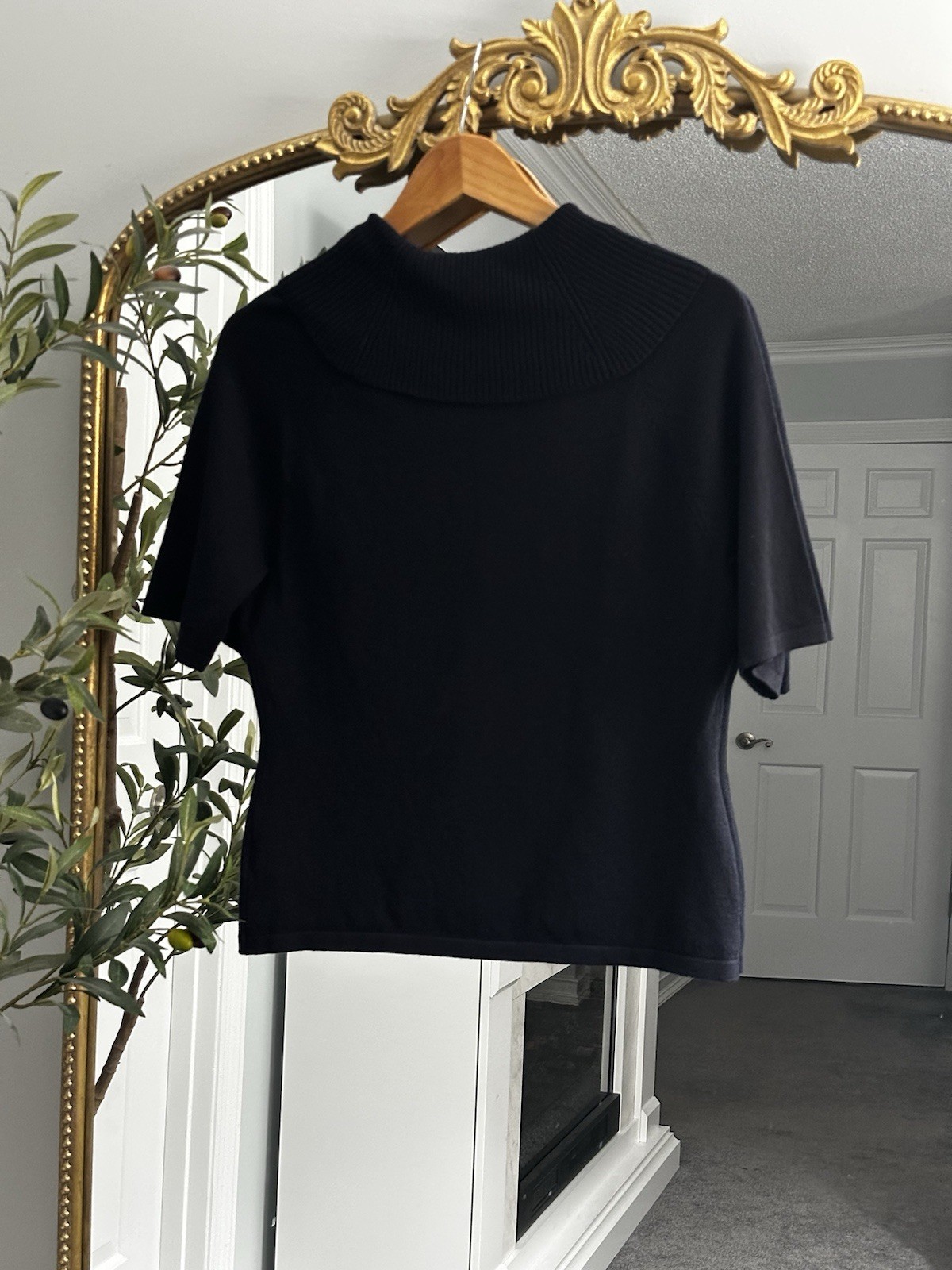 Apt. 9 Women’s Black Solid Ribbed Knit Mock Neck Short Sleeve Top