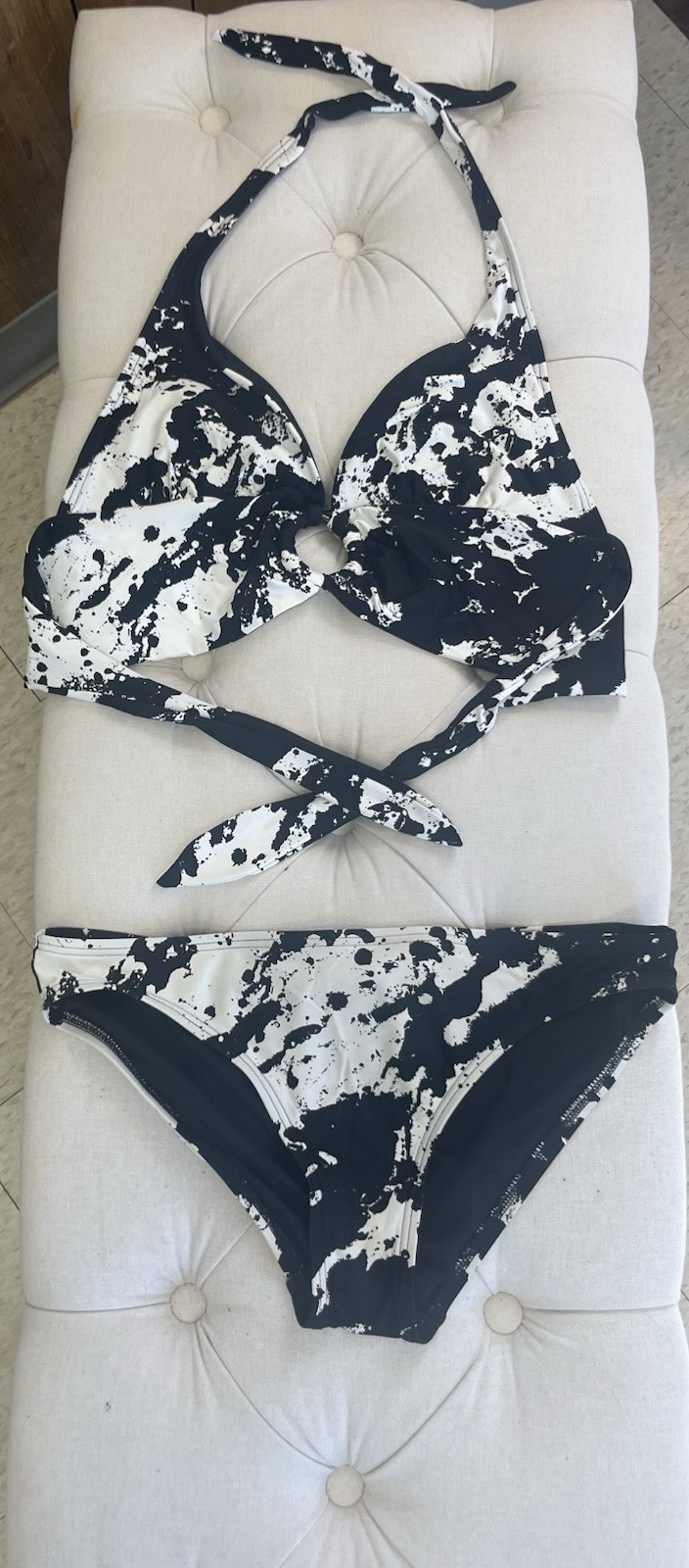 Carmen Marco Valvo Women’s Designer Bikini Black & White Splash Size M