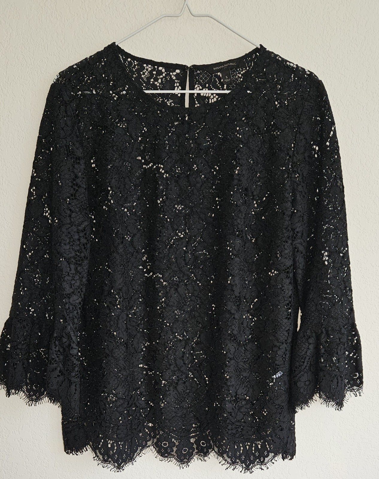 Banana Republic Women’s Small Black Illusion Lace Bell Sleeve Blouse Top