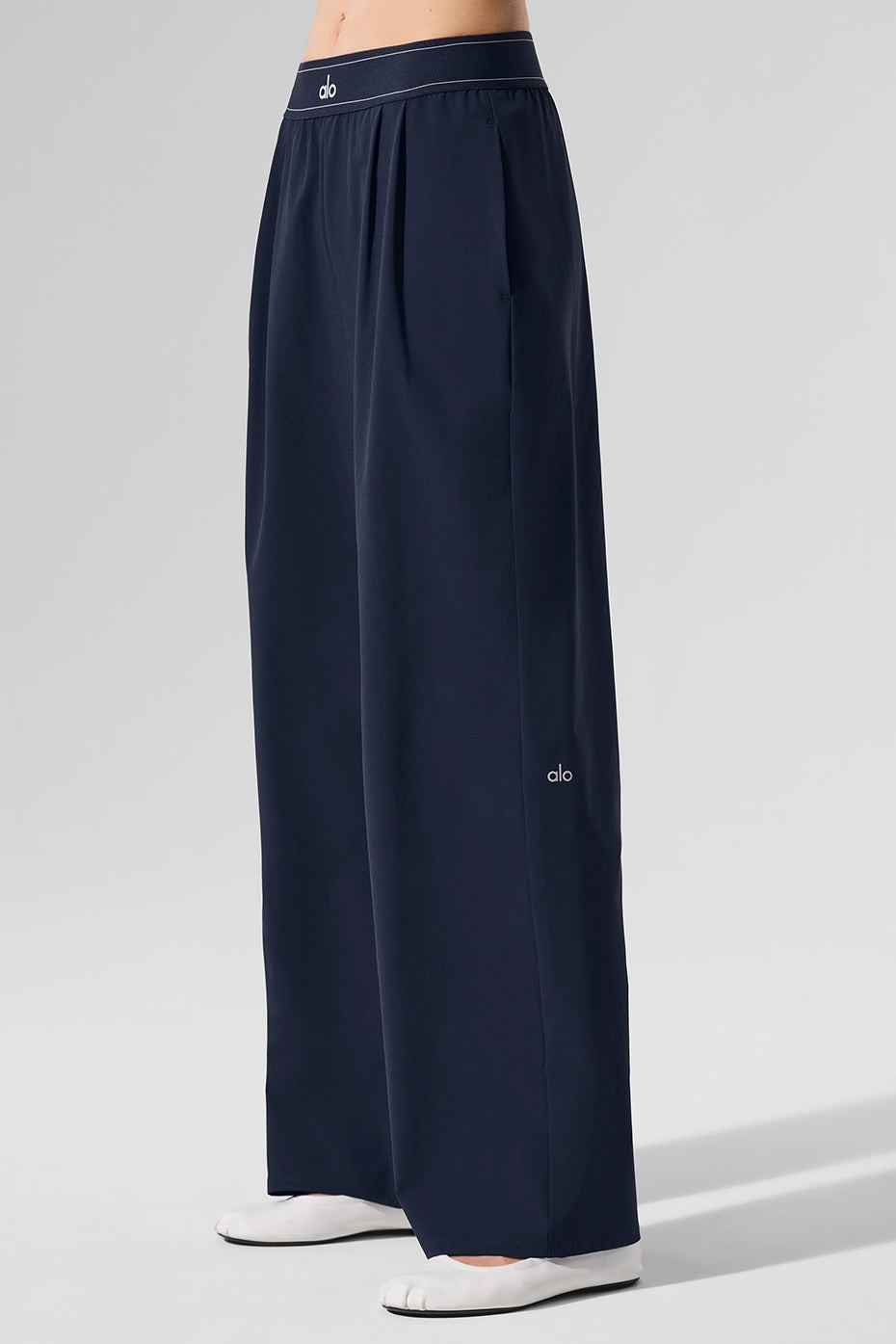 ALO Suit Up Trouser Navy Women’s Wide Leg Pants Size S M L