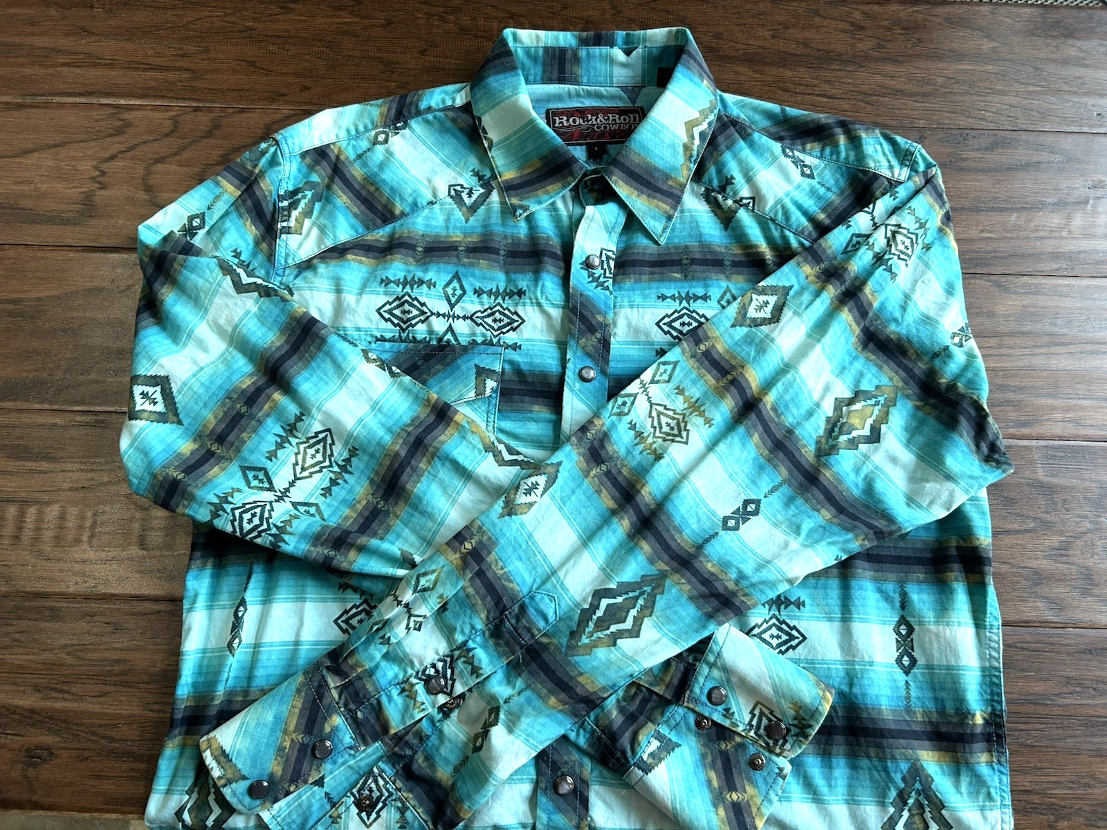 Rock & Roll Cowboy Southwestern/Aztec Theme Pearl Snap Shirt Men’s L