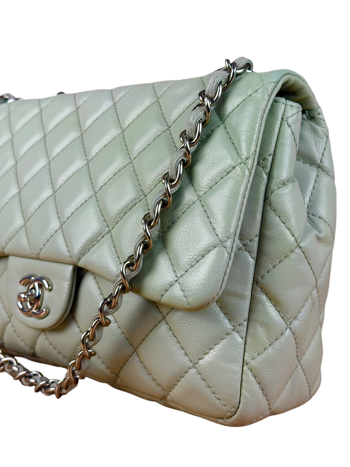Size OS – Chanel Light Sage Green Medium Classic Flap Shoulder Bag 2008 / Pre-Ow