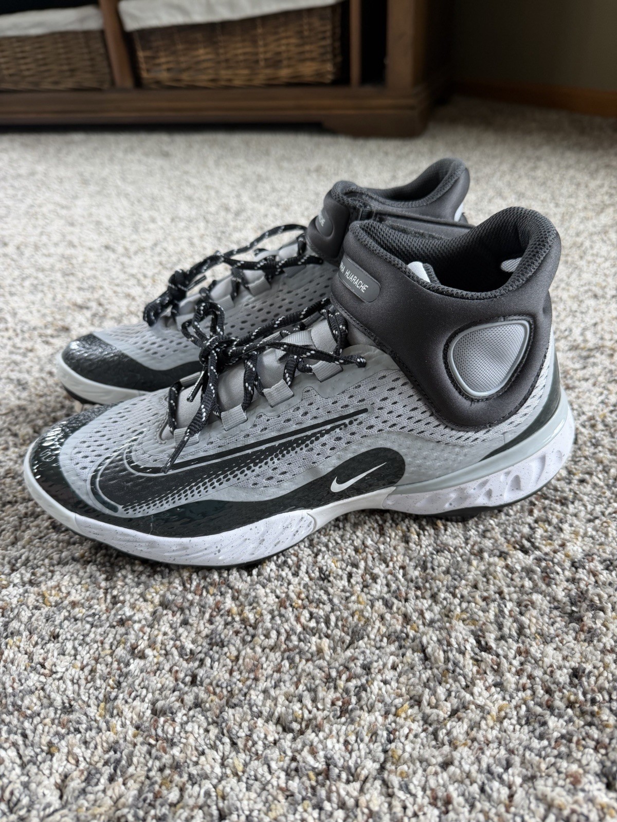 Nike Alpha Huarache Elite 4 Mid Metal Baseball Cleats Mens SZ 9 Gray DJ6520-002
