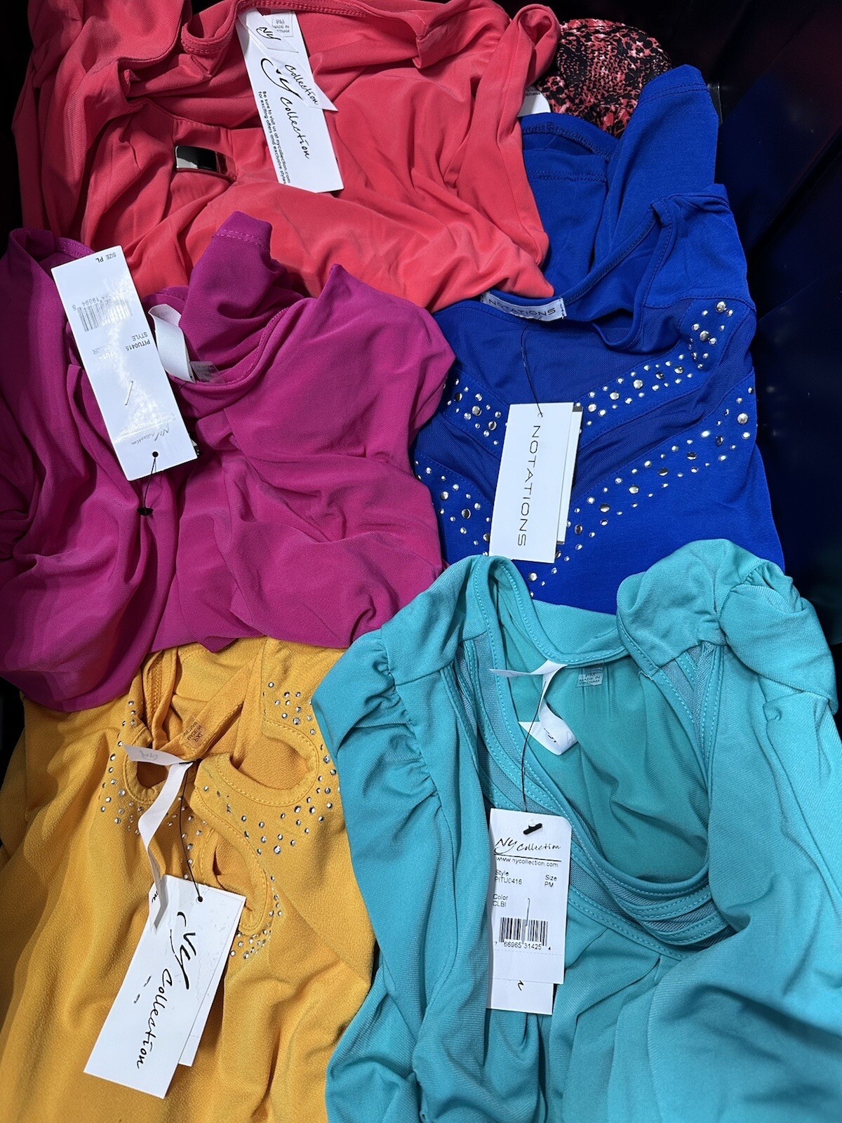 NEW! MACY’S WHOLESALE BULK WOMEN’S CLOTHING LOT NWT