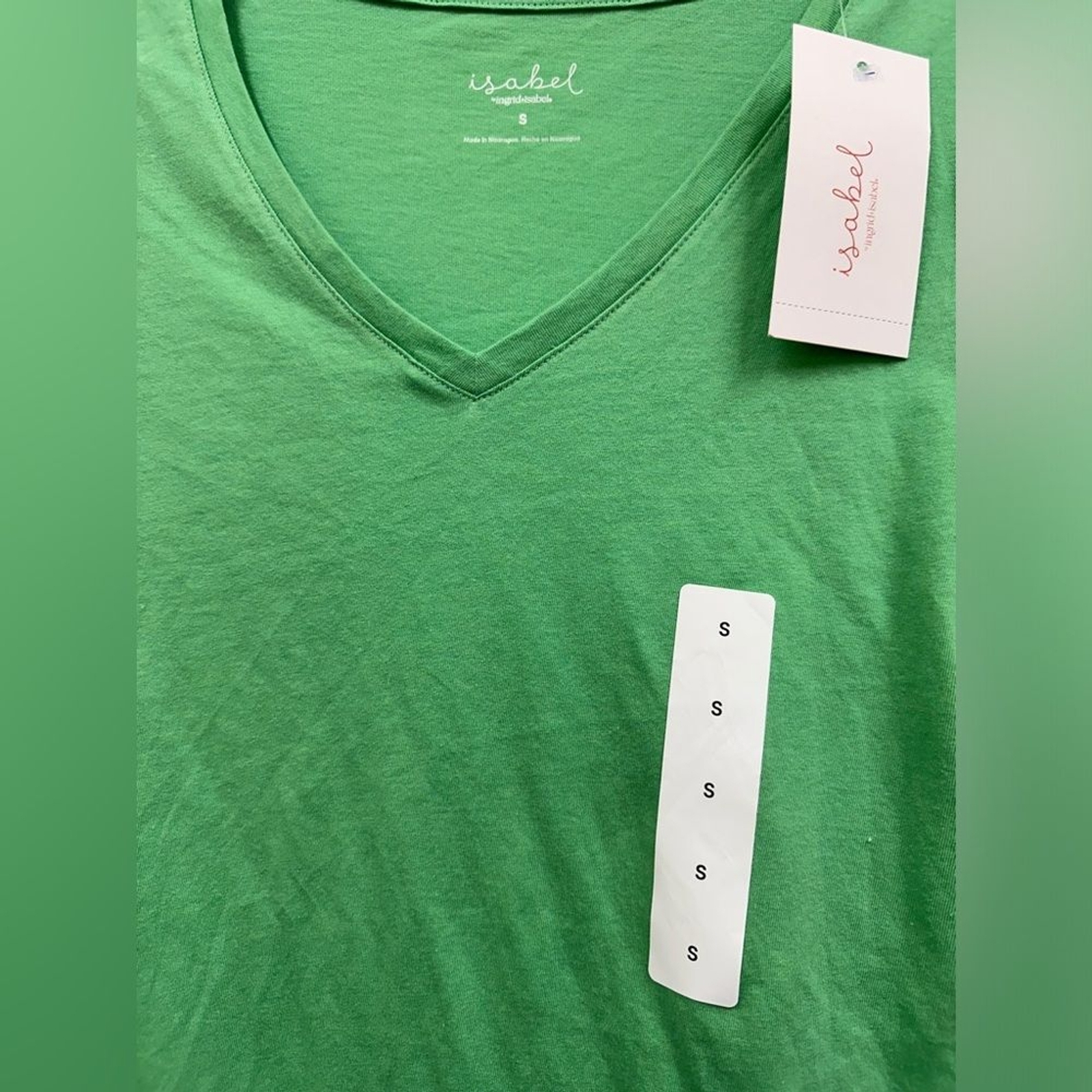 NWT Isabel Maternity Vneck tee size small green