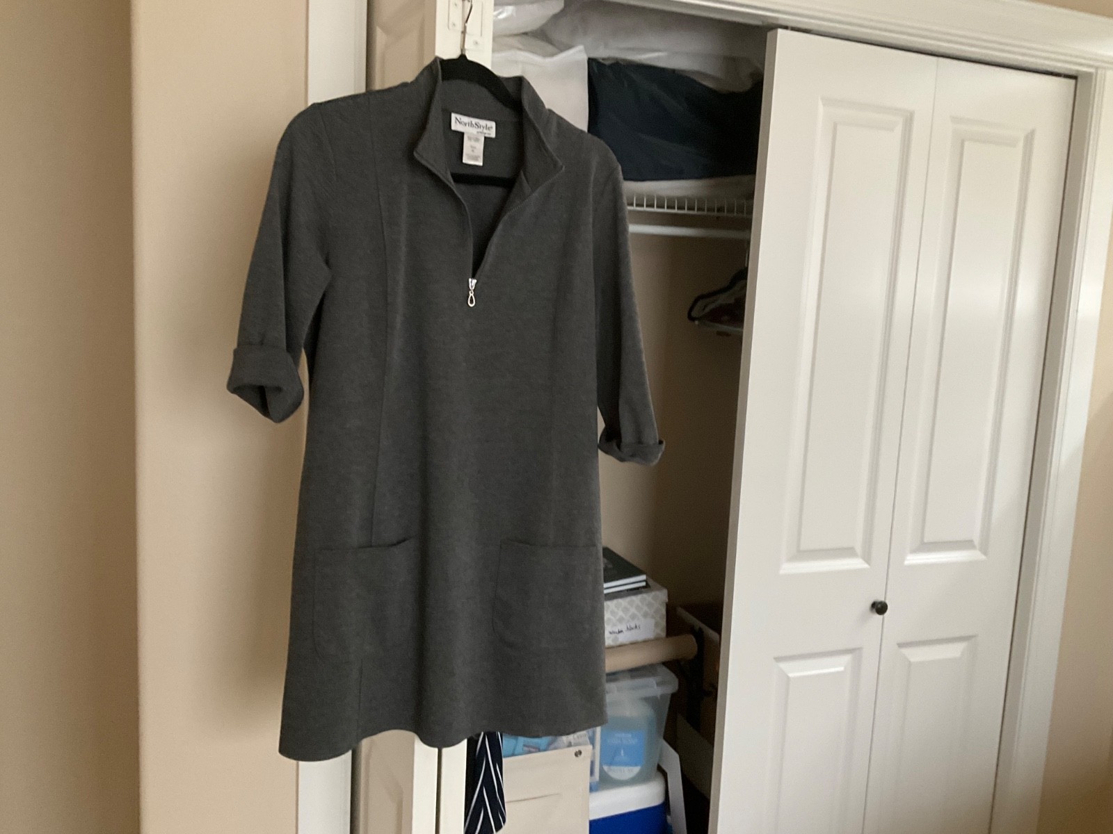 NorthStyle Ponte Knit Tunic Quarter Zip 3/4 Sleeves Princess Seams Gray Size M