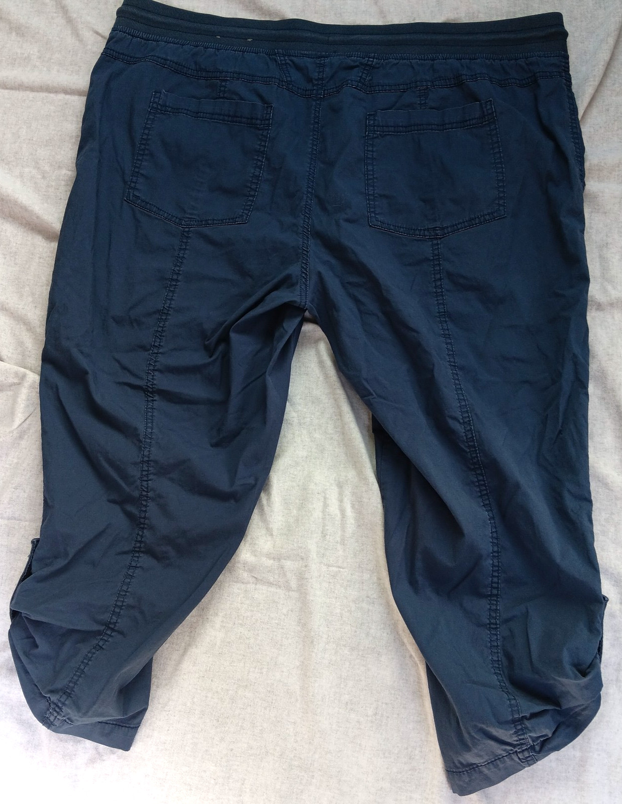 Natural Reflections Blue Capri Cargo Pants Womens size 20 W, Bass Pro Shops
