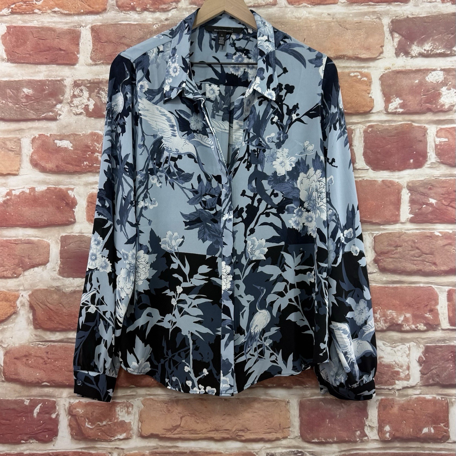 White House Black Market Top Womens Large Blue Floral Birds Casual Career Shirt