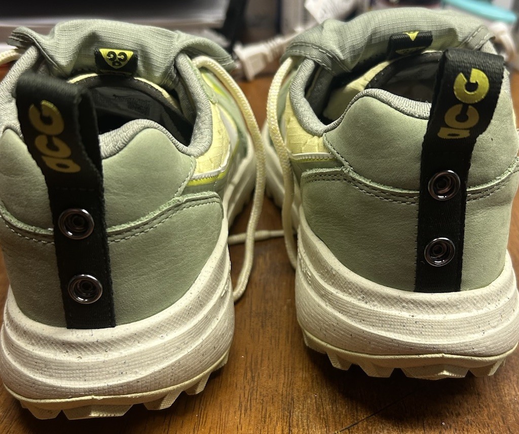 Nike ACG Lowcate Future Movement Oil Green Lemon Chiffon FB9761-300 Size 7M 8.5W