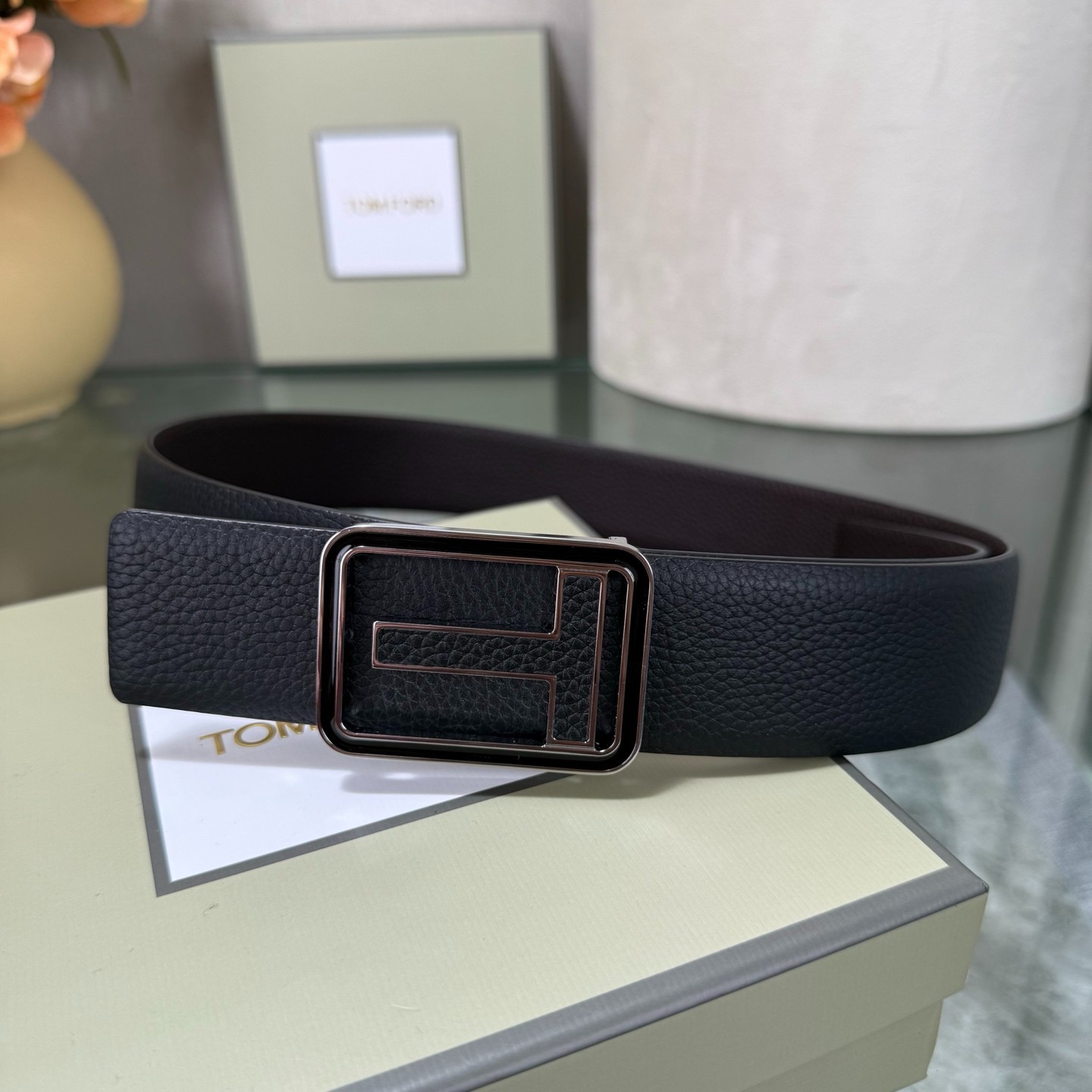 Authentic Tom Ford Reversible Leather T-Buckle Belt Luxury Designer Fashion