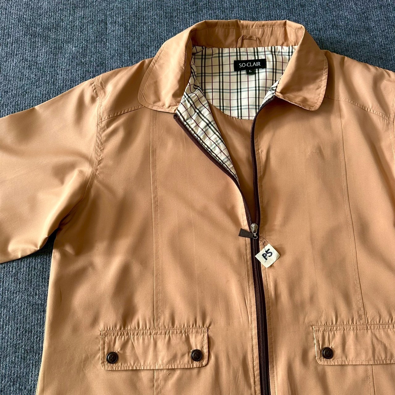 ​So-Clair Jacket / Light Brown / Size L / Chest 46″ / Length 24.5″ / Sleeve 21″