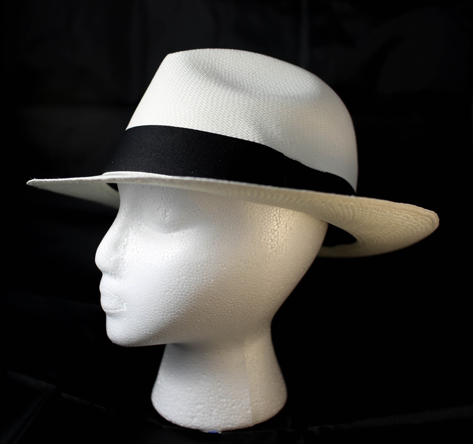 GENUINE ECUADOR MONTECRISTI” PANAMA HAT ” – 100% HANDMADE WITH TOQUILLA STRAW