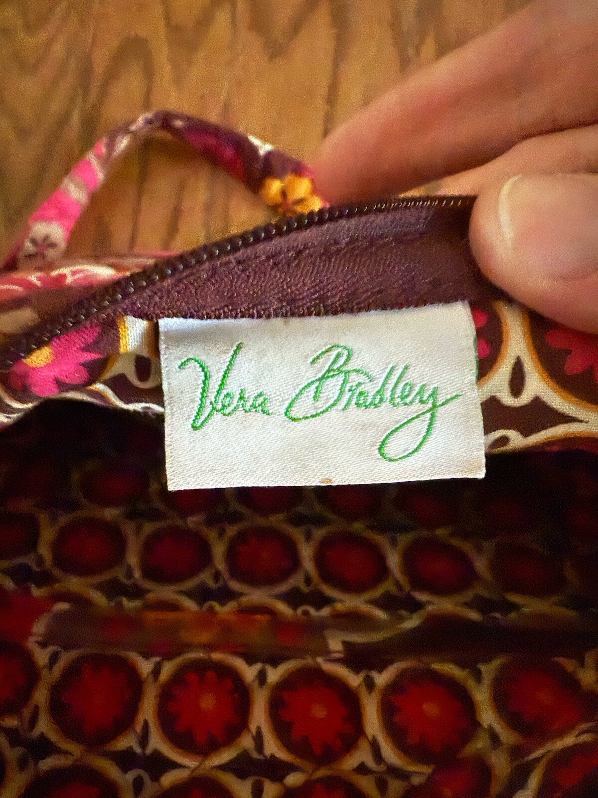 Vera Bradley Women’s Hipster Crossbody Purse Carnaby Floral Cranberry EUC