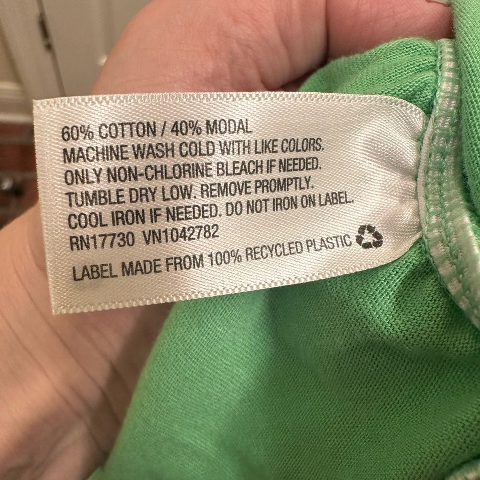 NWT Isabel Maternity Vneck tee size small green