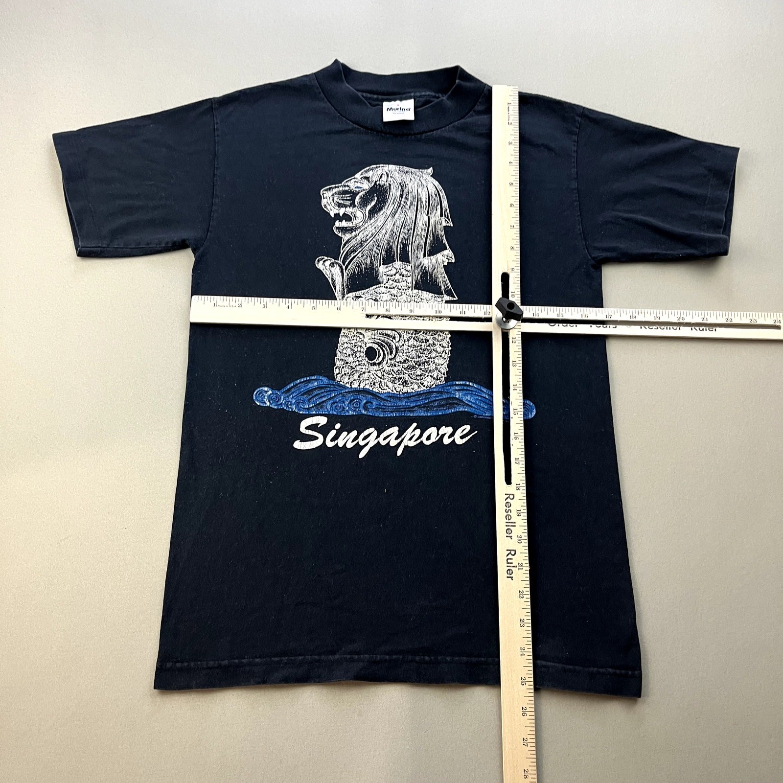 Vintage Singapore T-Shirt Adult XS Black Merlion Asia Nature Art Made in USA 90s