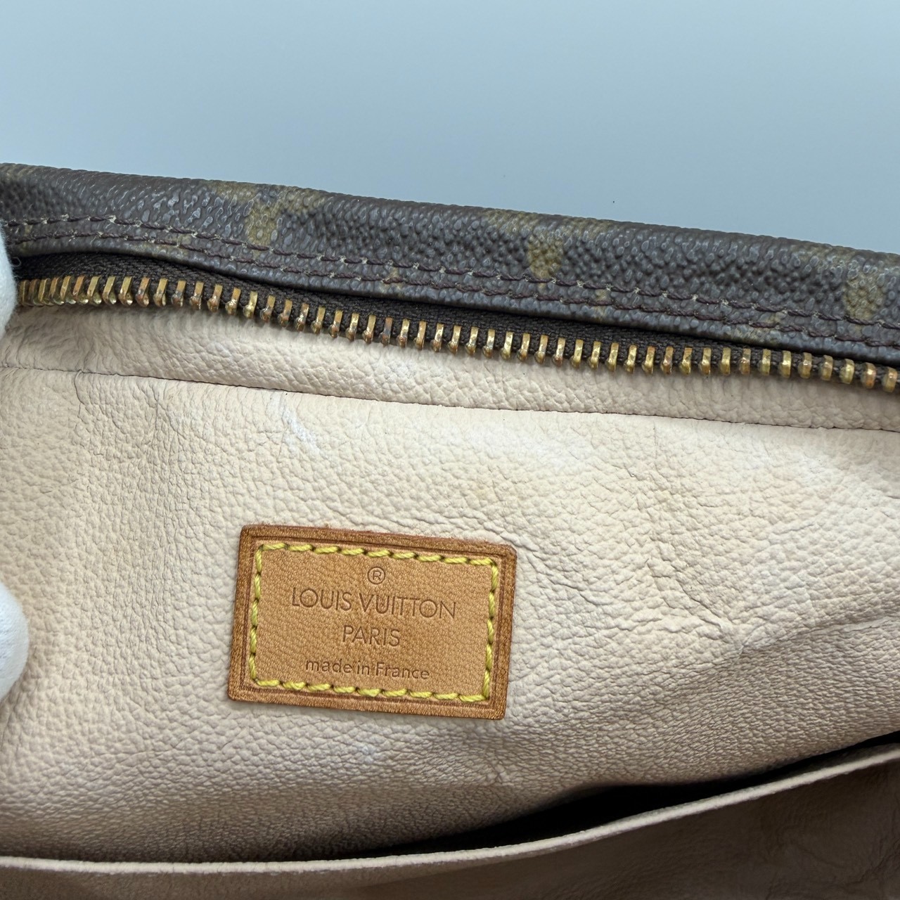 Auth Louis Vuitton Monogram Trousse Toilette 28 M47522 Clutch Bag　（E149）
