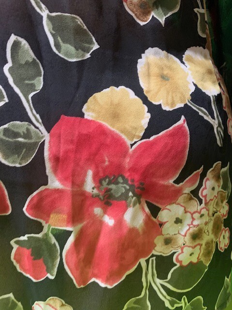 Venezia blouse 14/16 button-up Bell sleeves – Colorful – Lace insets NWOT